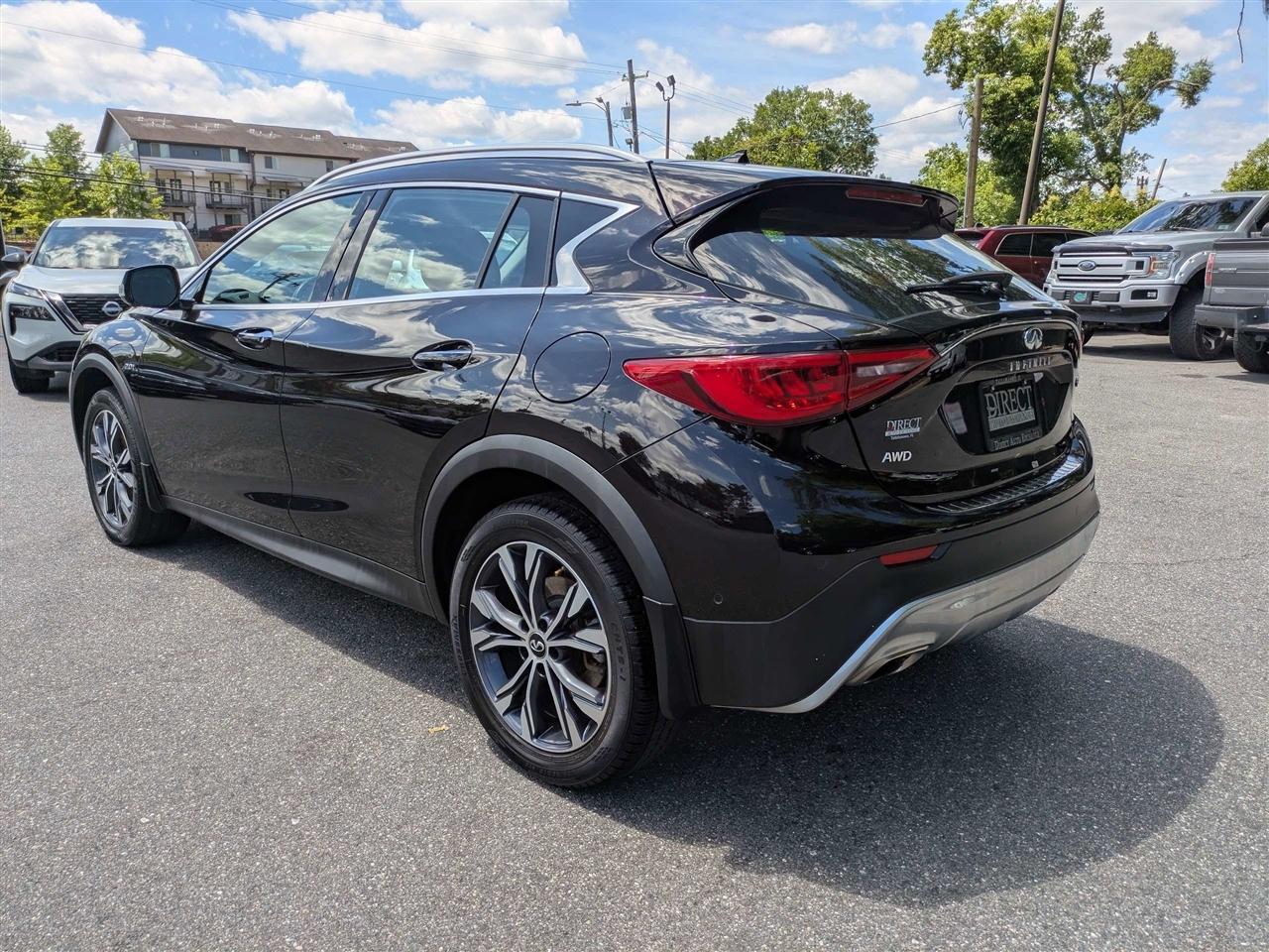 Infiniti QX30 Premium AWD 2017