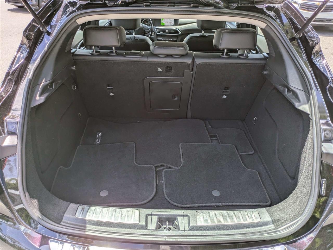 Infiniti QX30 Premium AWD 2017