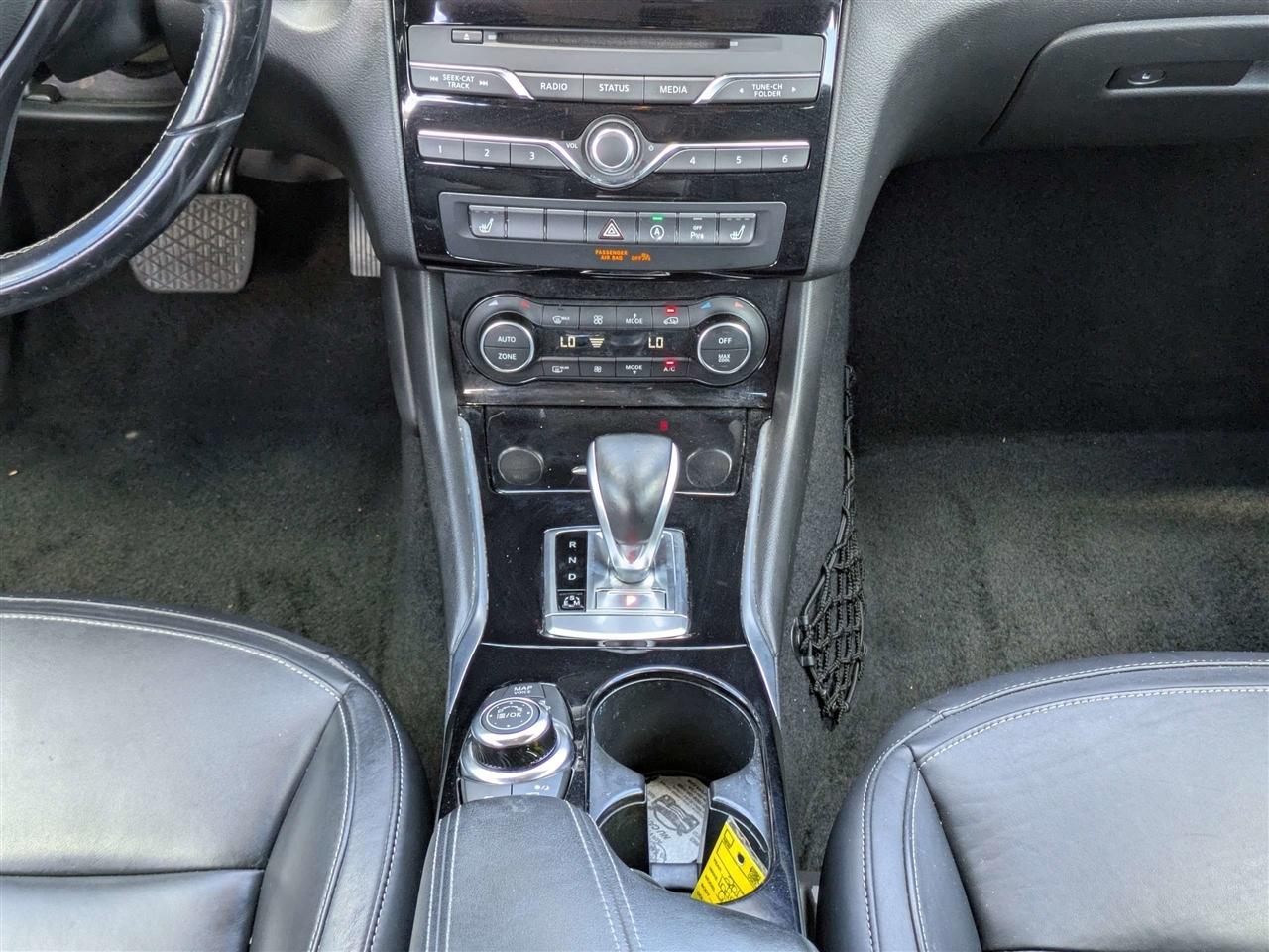 Infiniti QX30 Premium AWD 2017