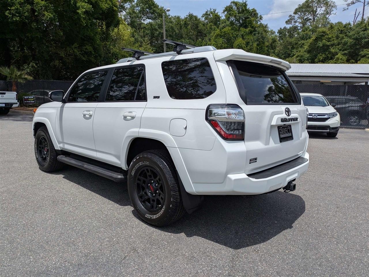 Toyota 4Runner SR5 2WD 2016