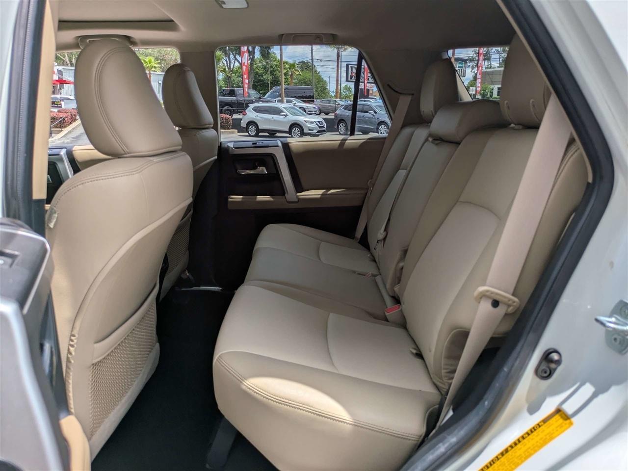 Toyota 4Runner SR5 2WD 2016
