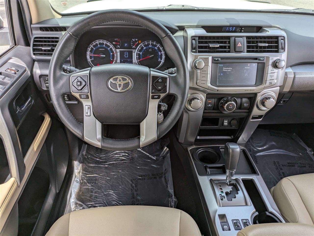 Toyota 4Runner SR5 2WD 2016