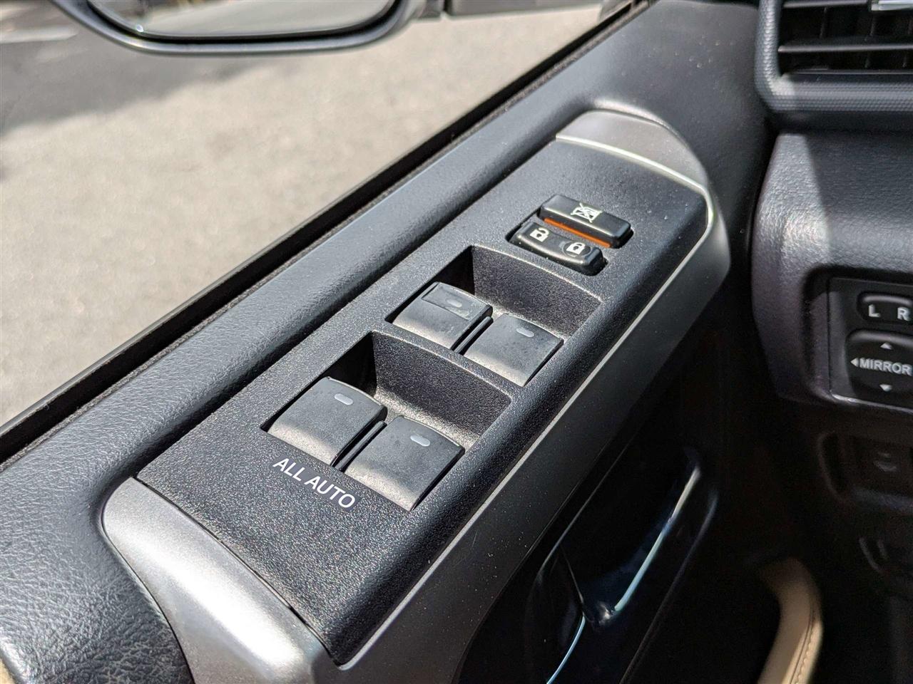 Toyota 4Runner SR5 2WD 2016