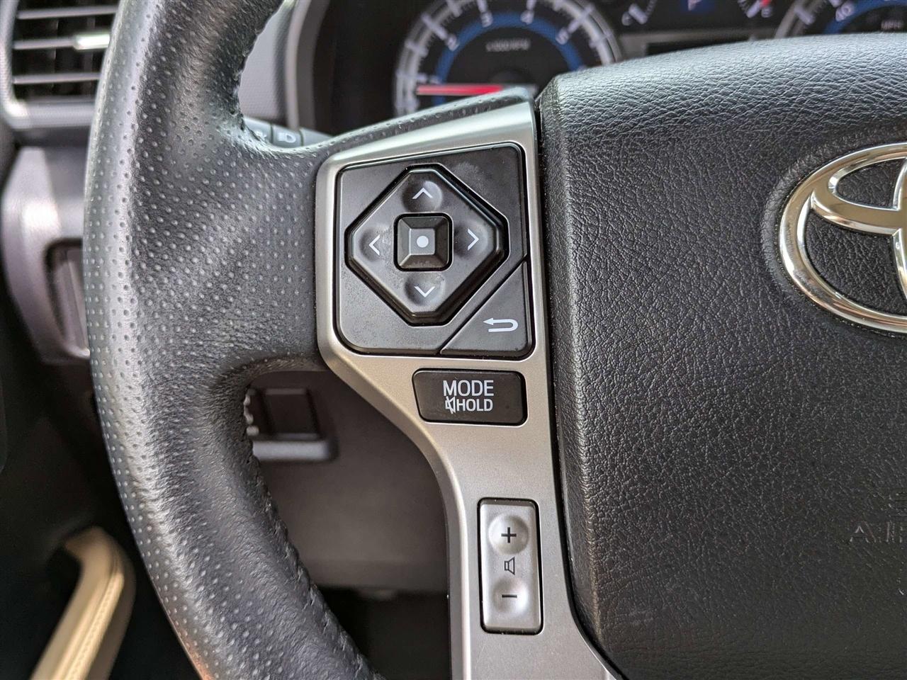 Toyota 4Runner SR5 2WD 2016