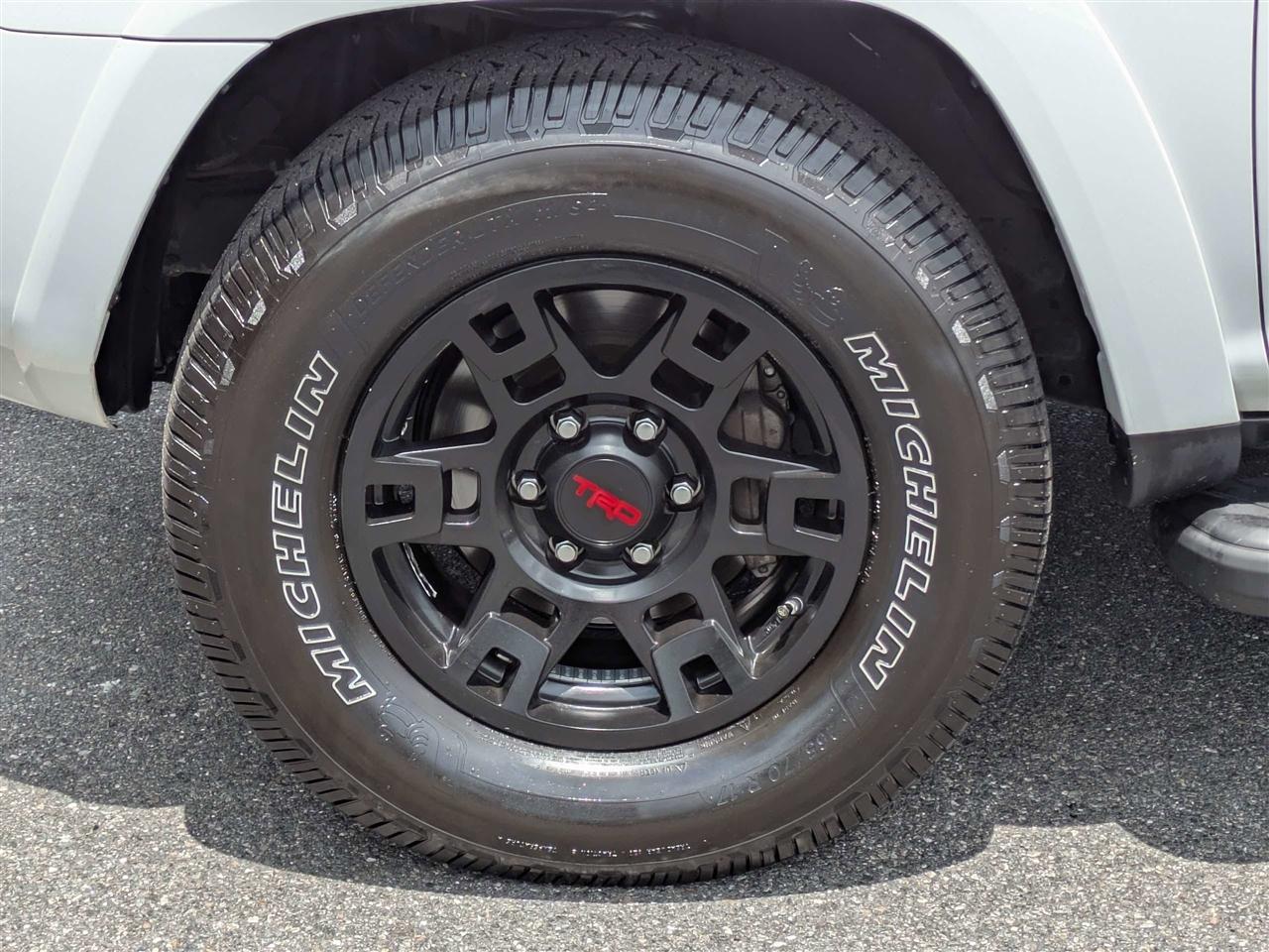 Toyota 4Runner SR5 2WD 2016