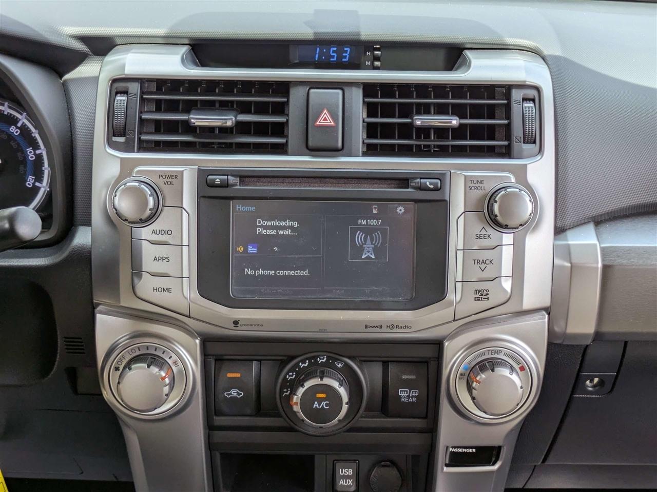 Toyota 4Runner SR5 2WD 2016