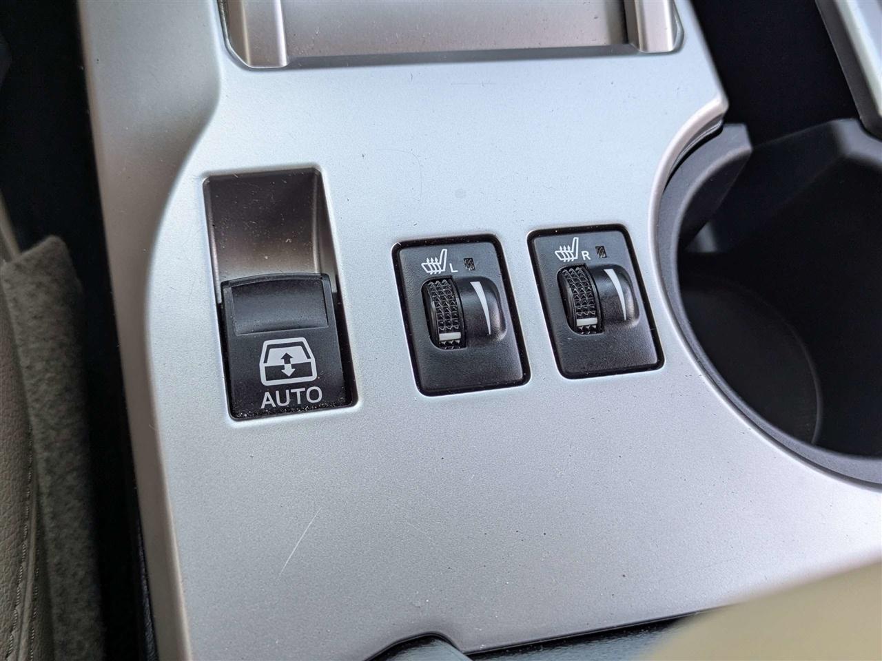 Toyota 4Runner SR5 2WD 2016