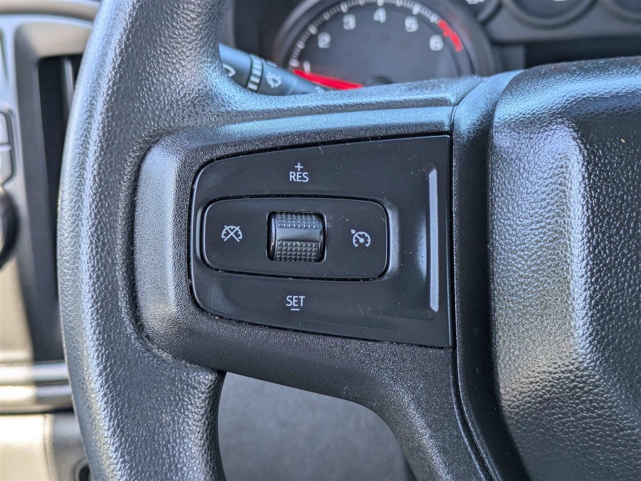 Chevrolet Silverado 1500 Custom Crew Cab Short Box 2WD 2021