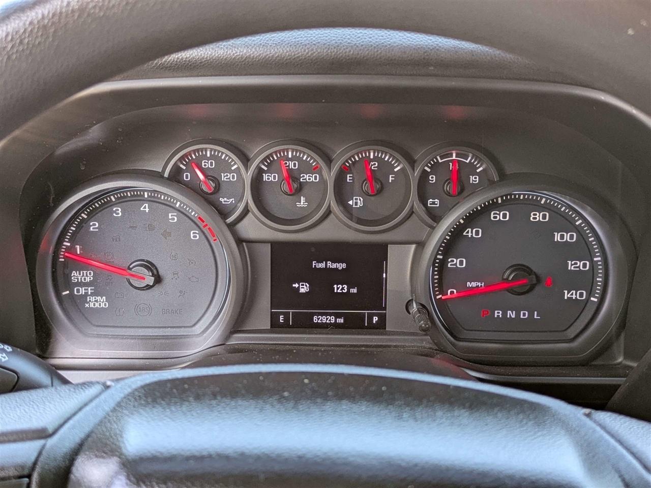 Chevrolet Silverado 1500 Custom Crew Cab Short Box 2WD 2021