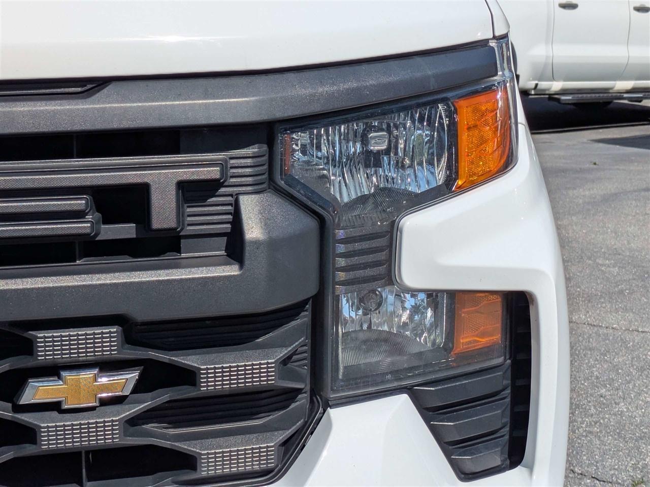 Chevrolet Silverado 1500 Custom Double Cab 2WD 2023
