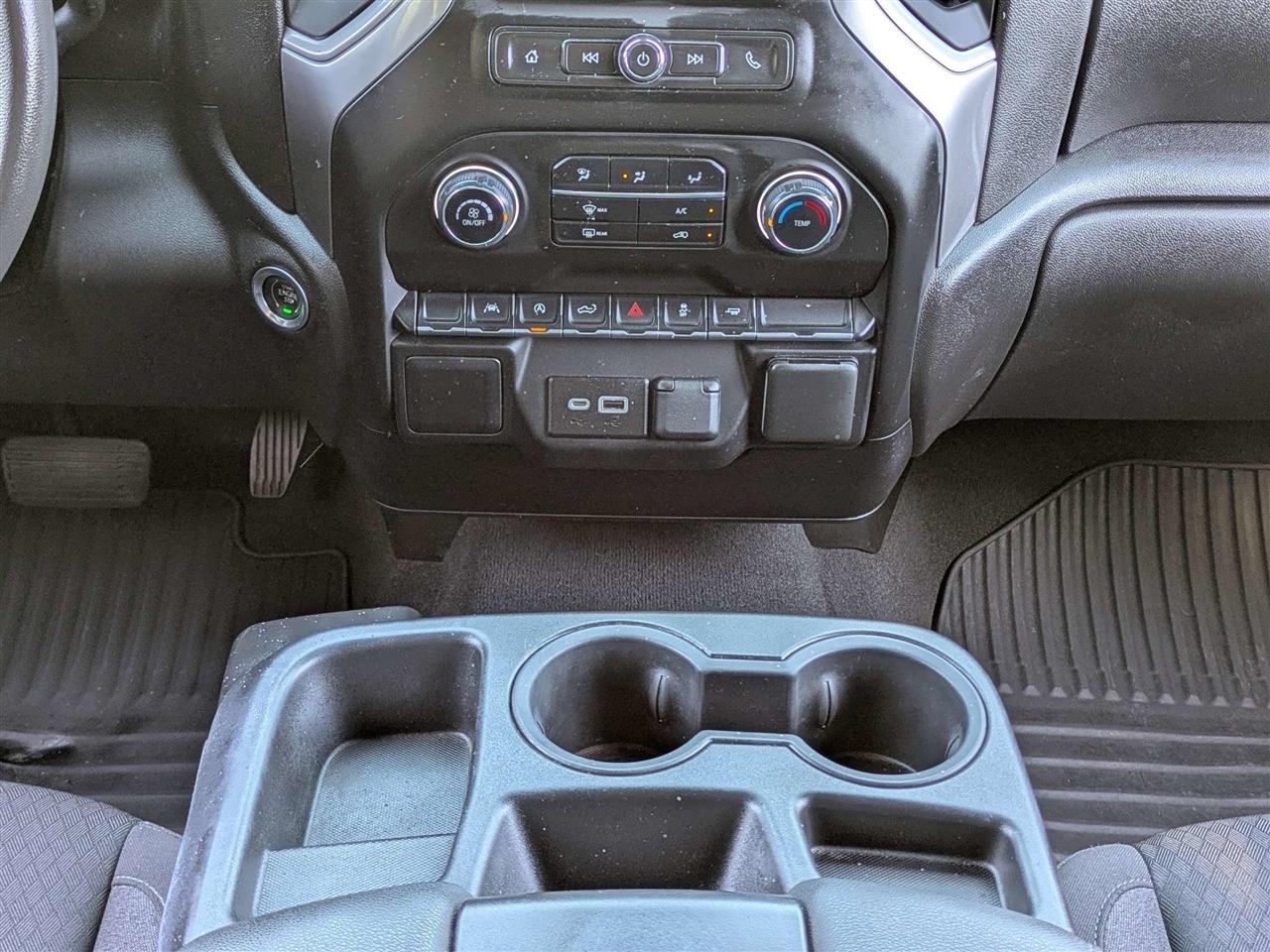 Chevrolet Silverado 1500 Custom Double Cab 2WD 2023