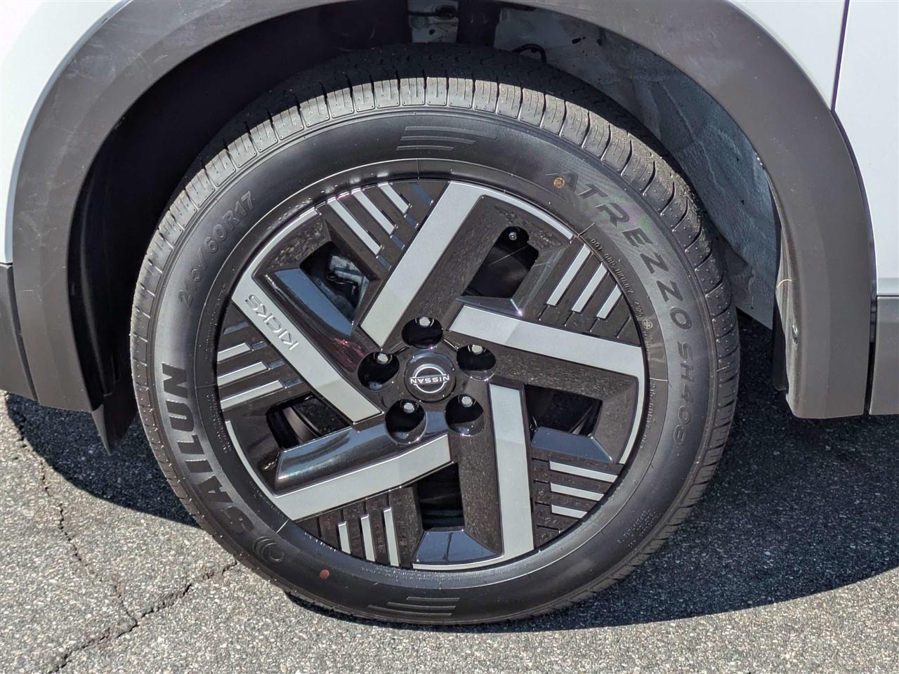 Nissan Kicks SV 2025