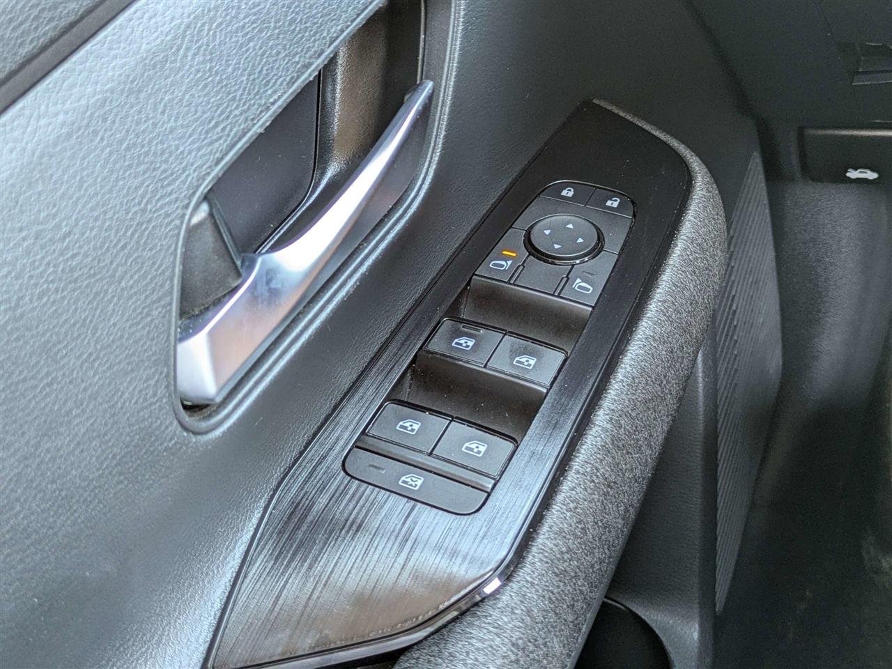 Nissan Kicks SV 2025
