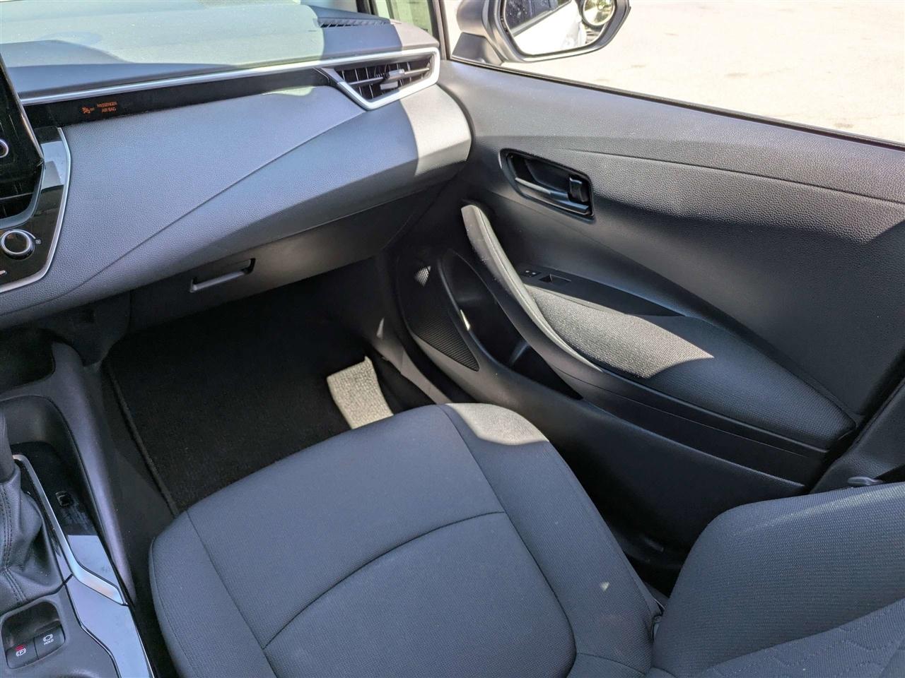Toyota Corolla LE 2022