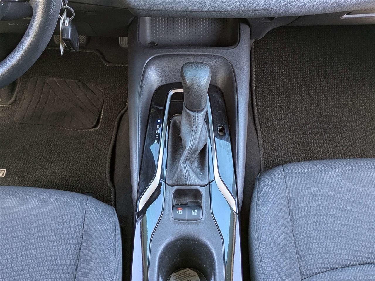 Toyota Corolla LE 2022