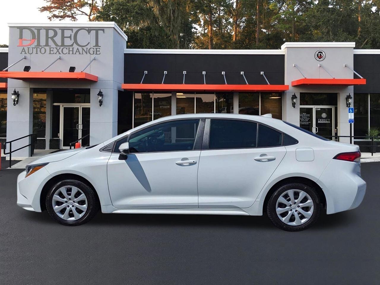 Toyota Corolla LE 2022