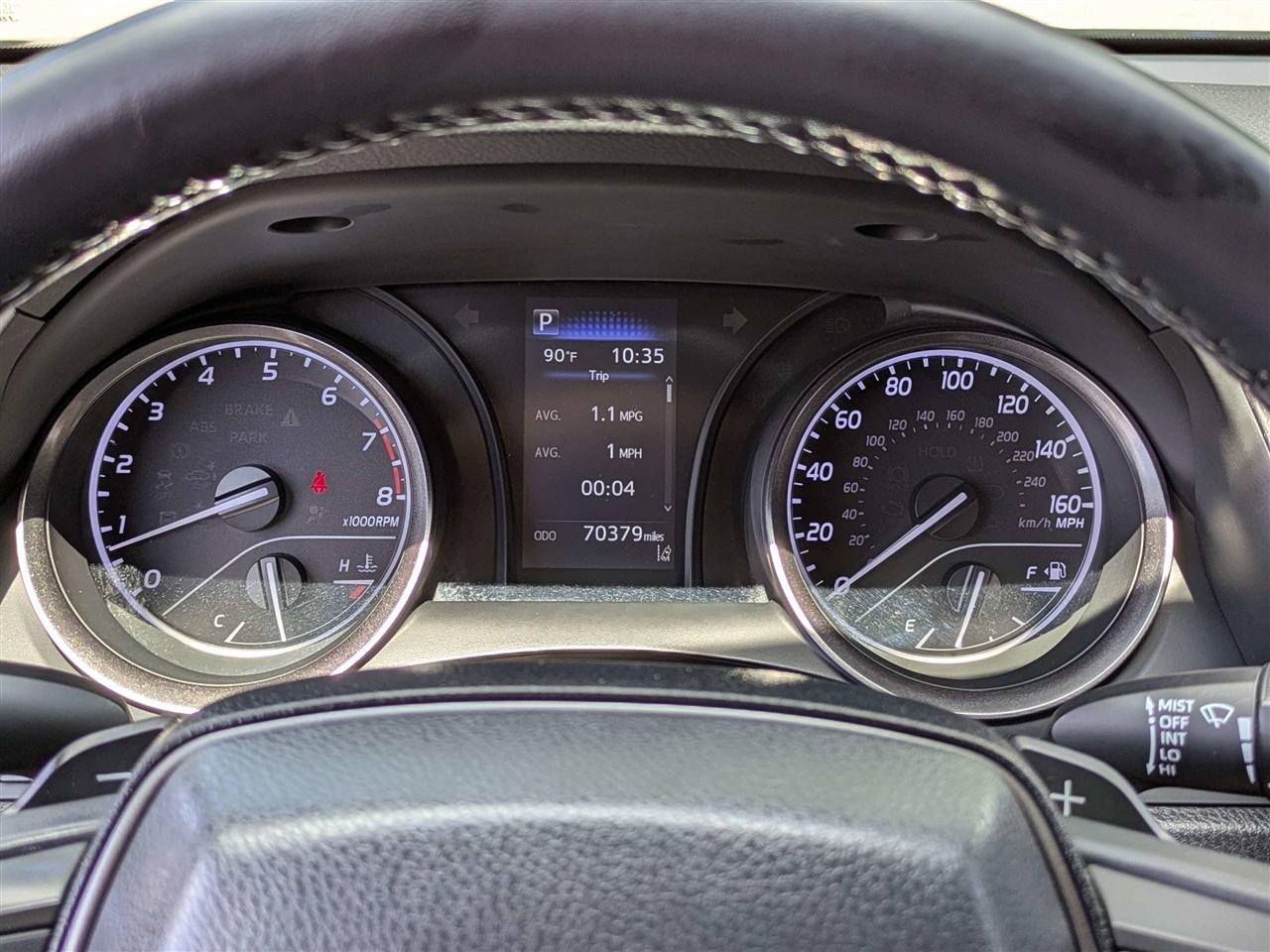 Toyota Camry SE 2022