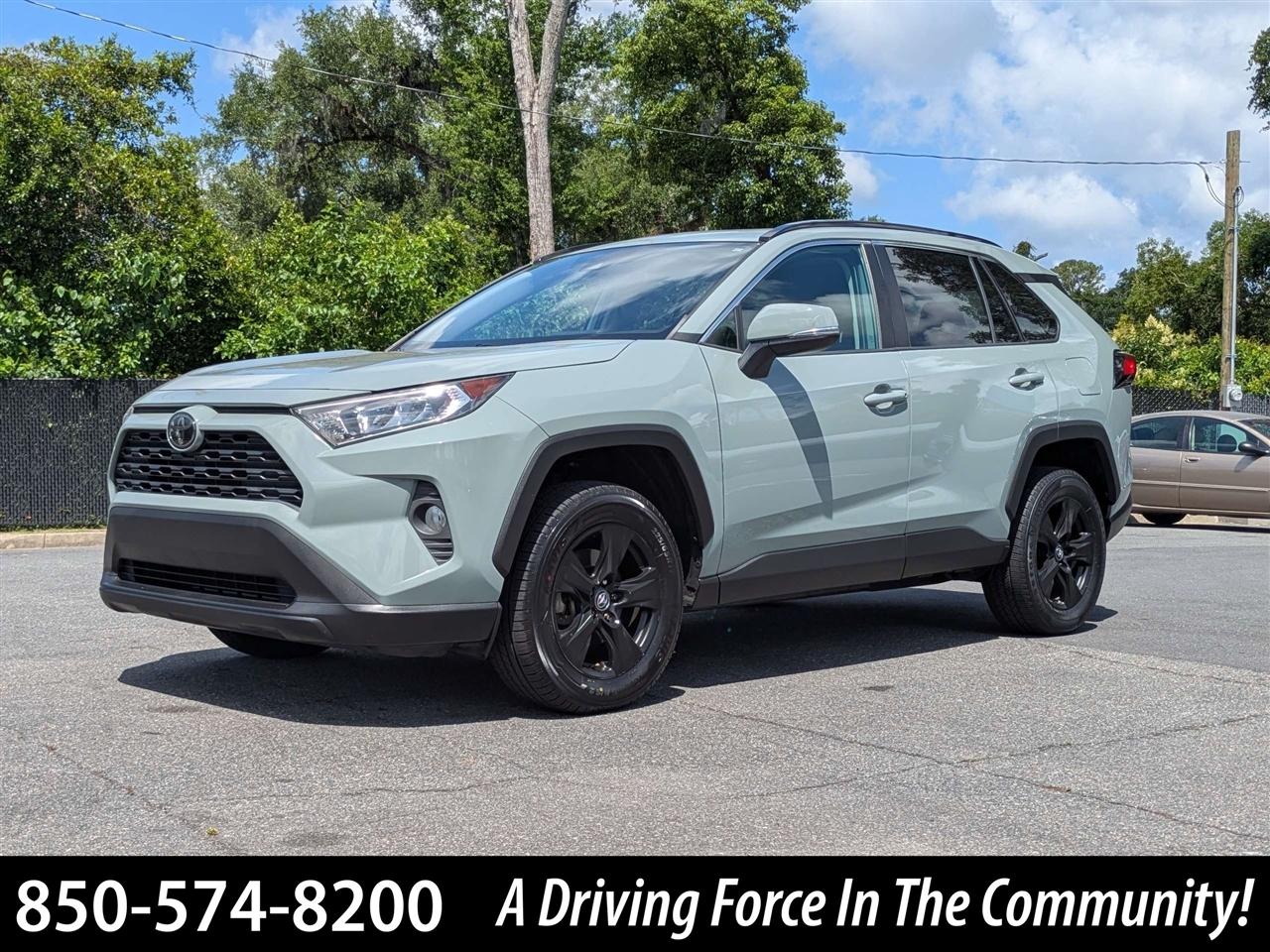 2020 Toyota RAV4 XLE