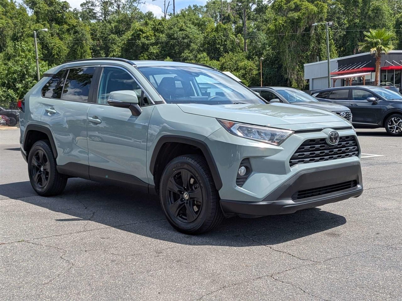 Toyota RAV4 XLE 2020