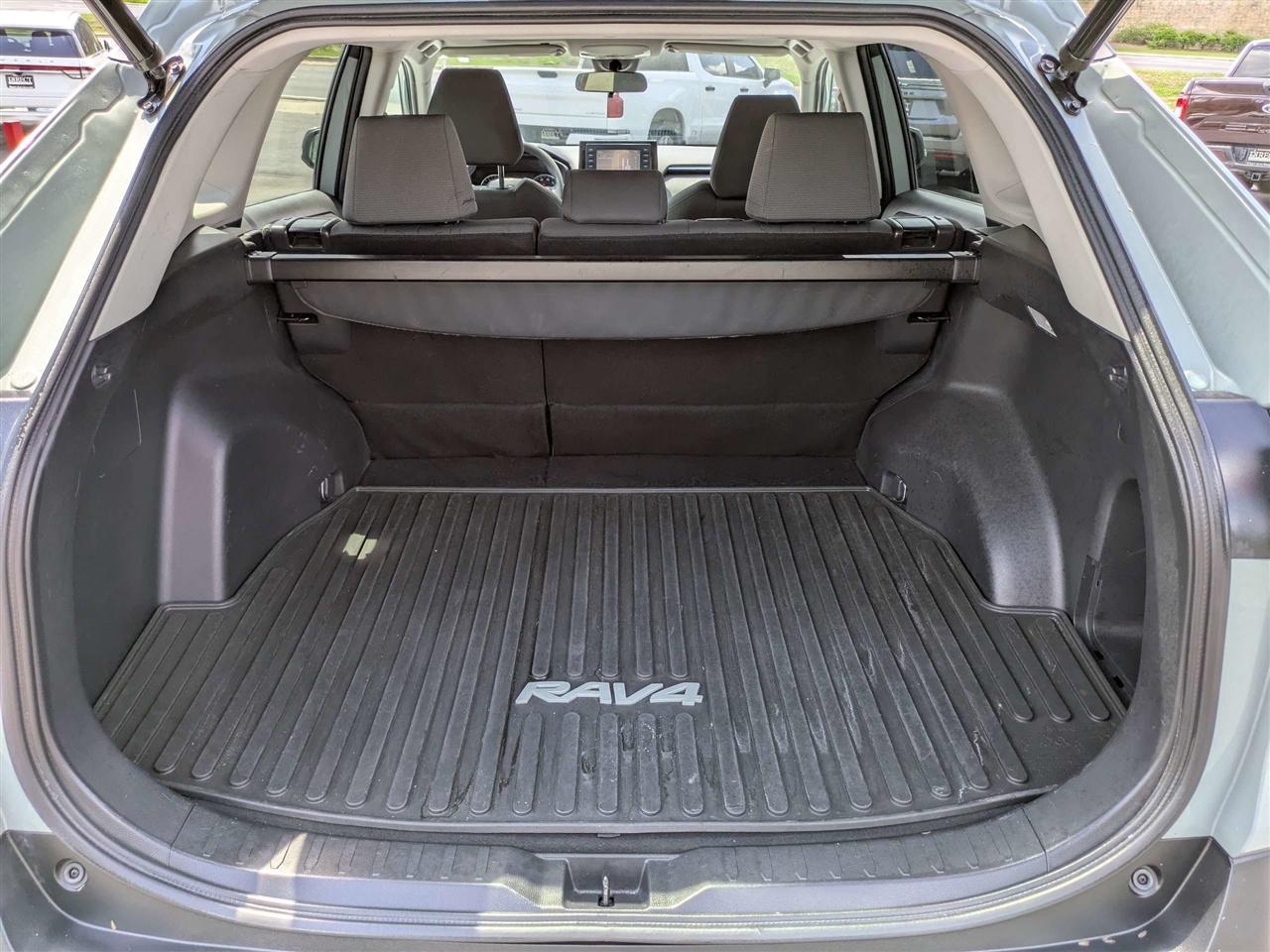 Toyota RAV4 XLE 2020