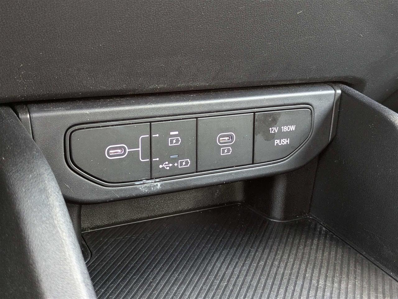 Kia K4 LXS 2025