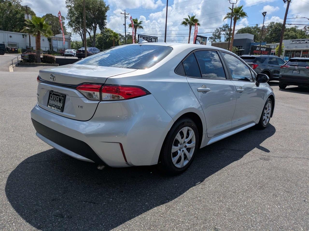 Toyota Corolla LE 2021