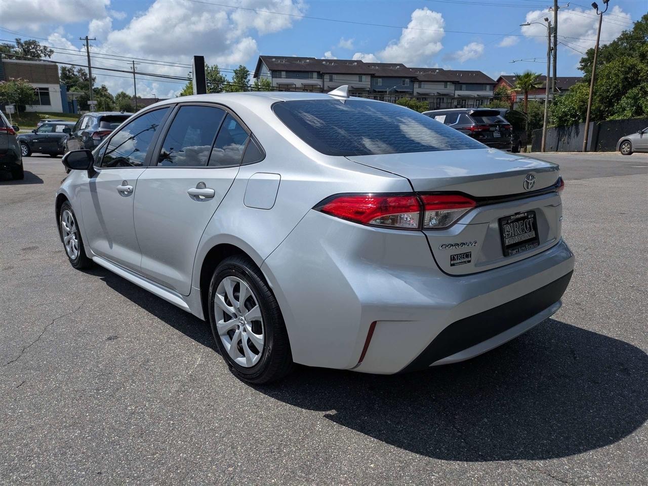 Toyota Corolla LE 2021
