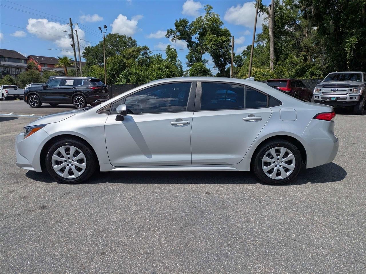 Toyota Corolla LE 2021