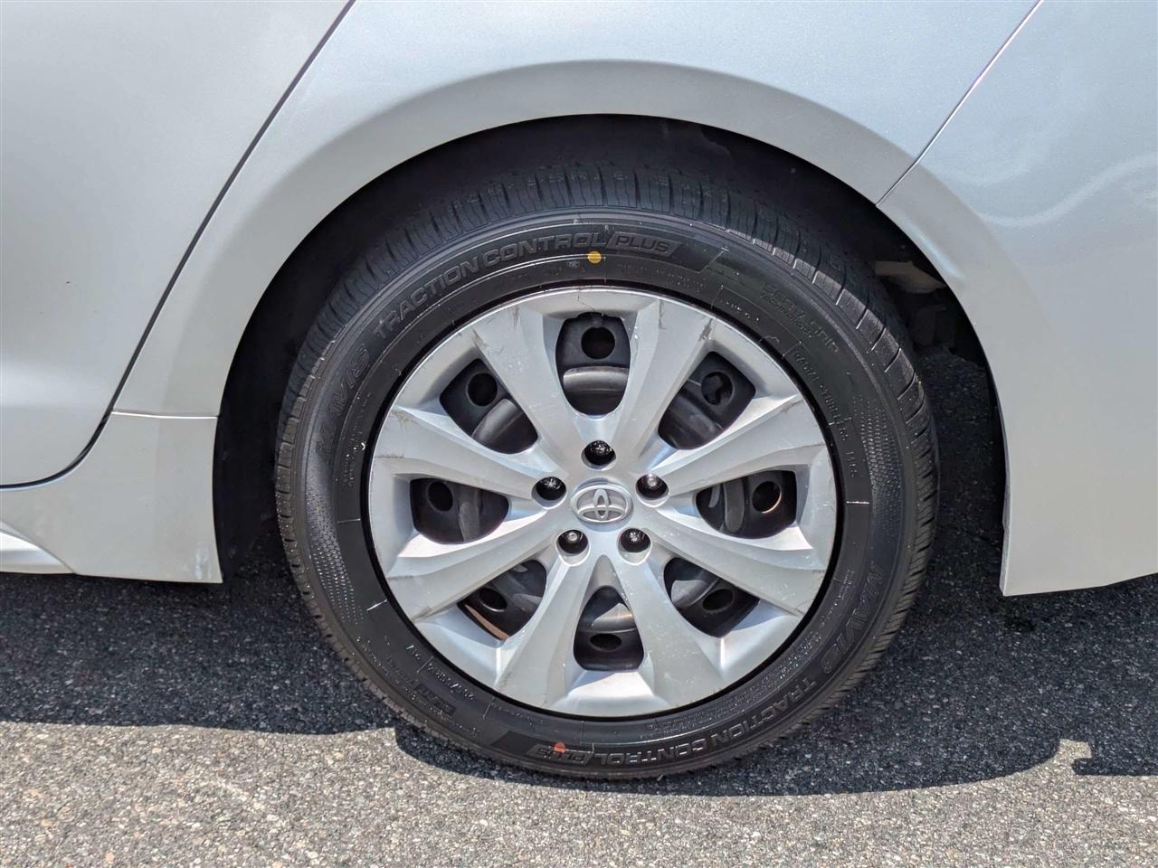 Toyota Corolla LE 2021