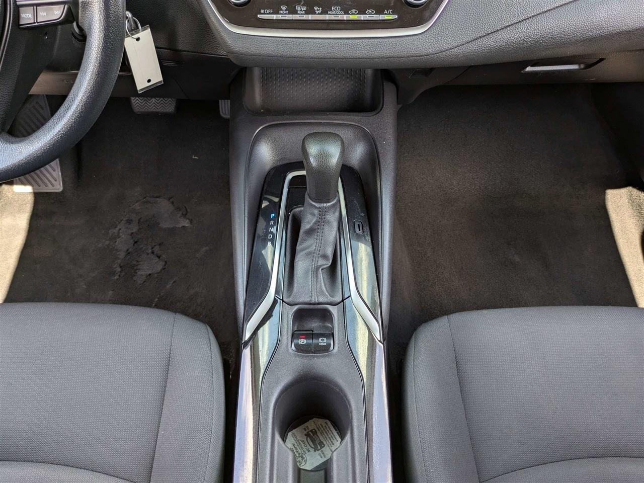 Toyota Corolla LE 2021