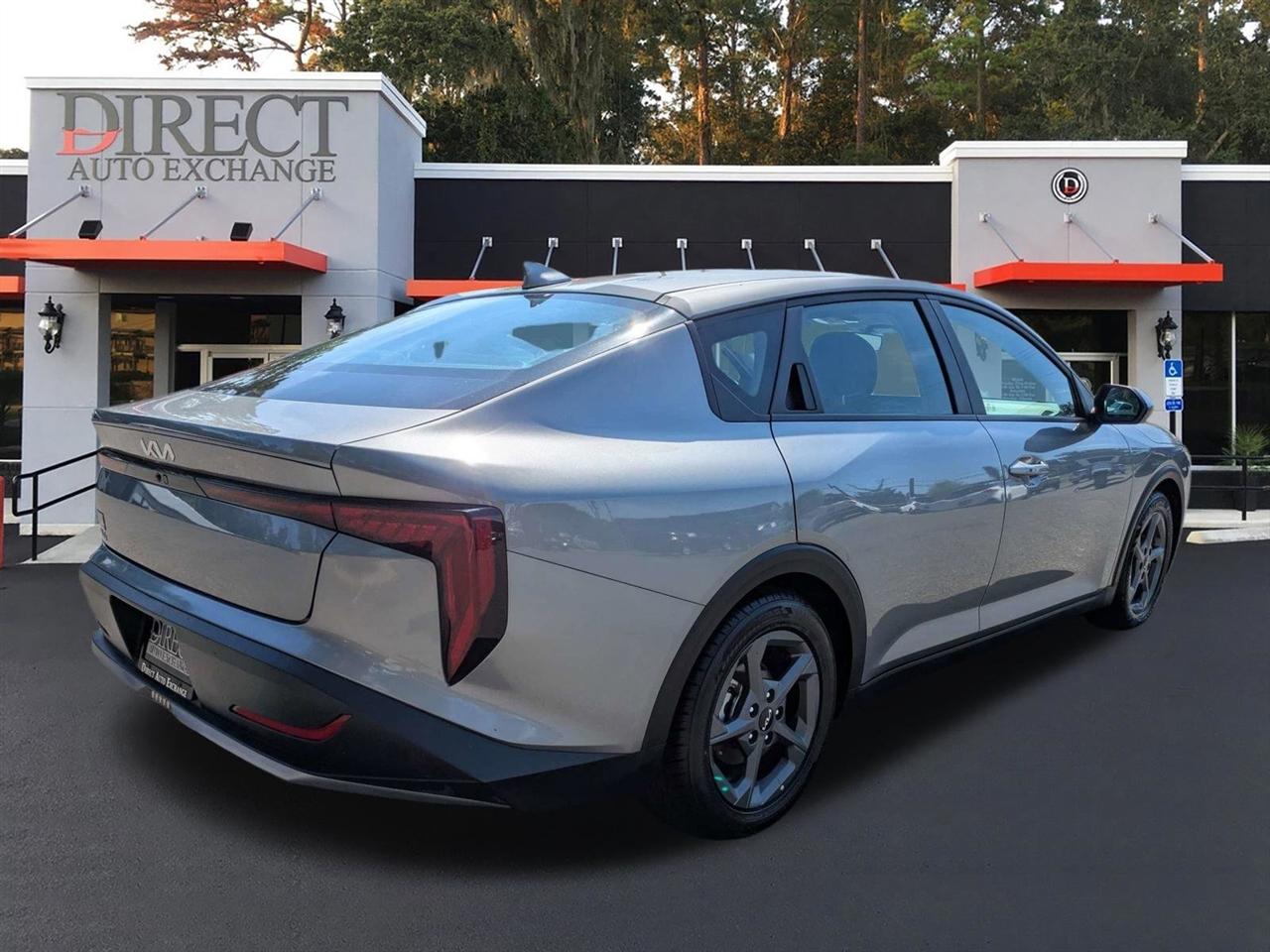 Kia K4 LXS 2025