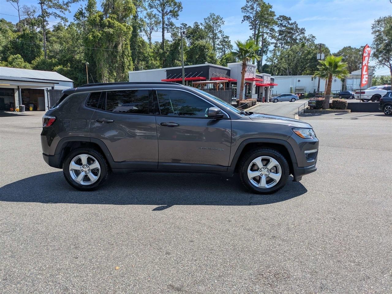 Jeep Compass Latitude FWD 2021