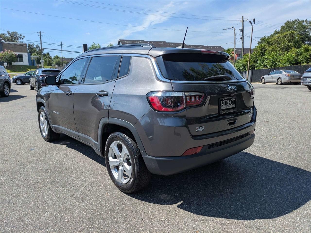 Jeep Compass Latitude FWD 2021