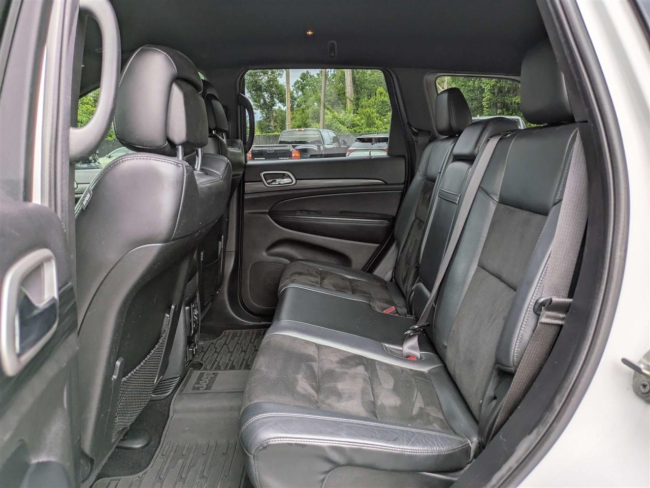 Jeep Grand Cherokee Laredo 2WD 2019