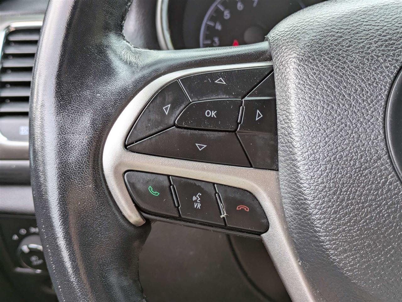 Jeep Grand Cherokee Laredo 2WD 2019