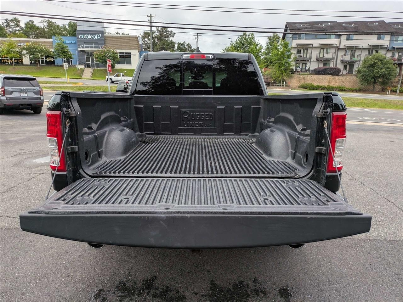 RAM 1500 Big Horn Quad Cab 2WD 2021