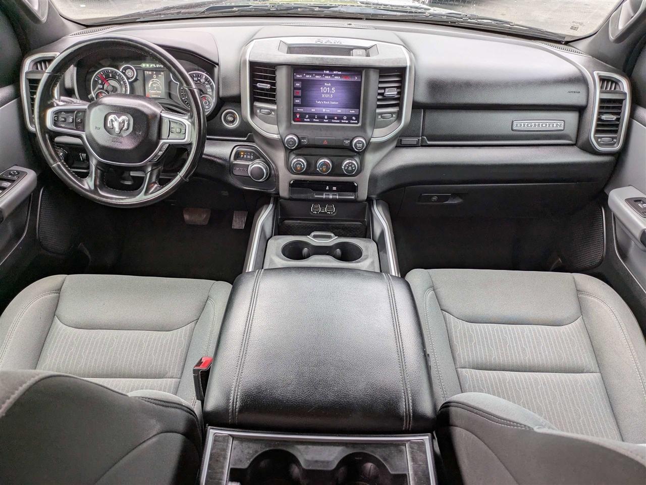 RAM 1500 Big Horn Quad Cab 2WD 2021