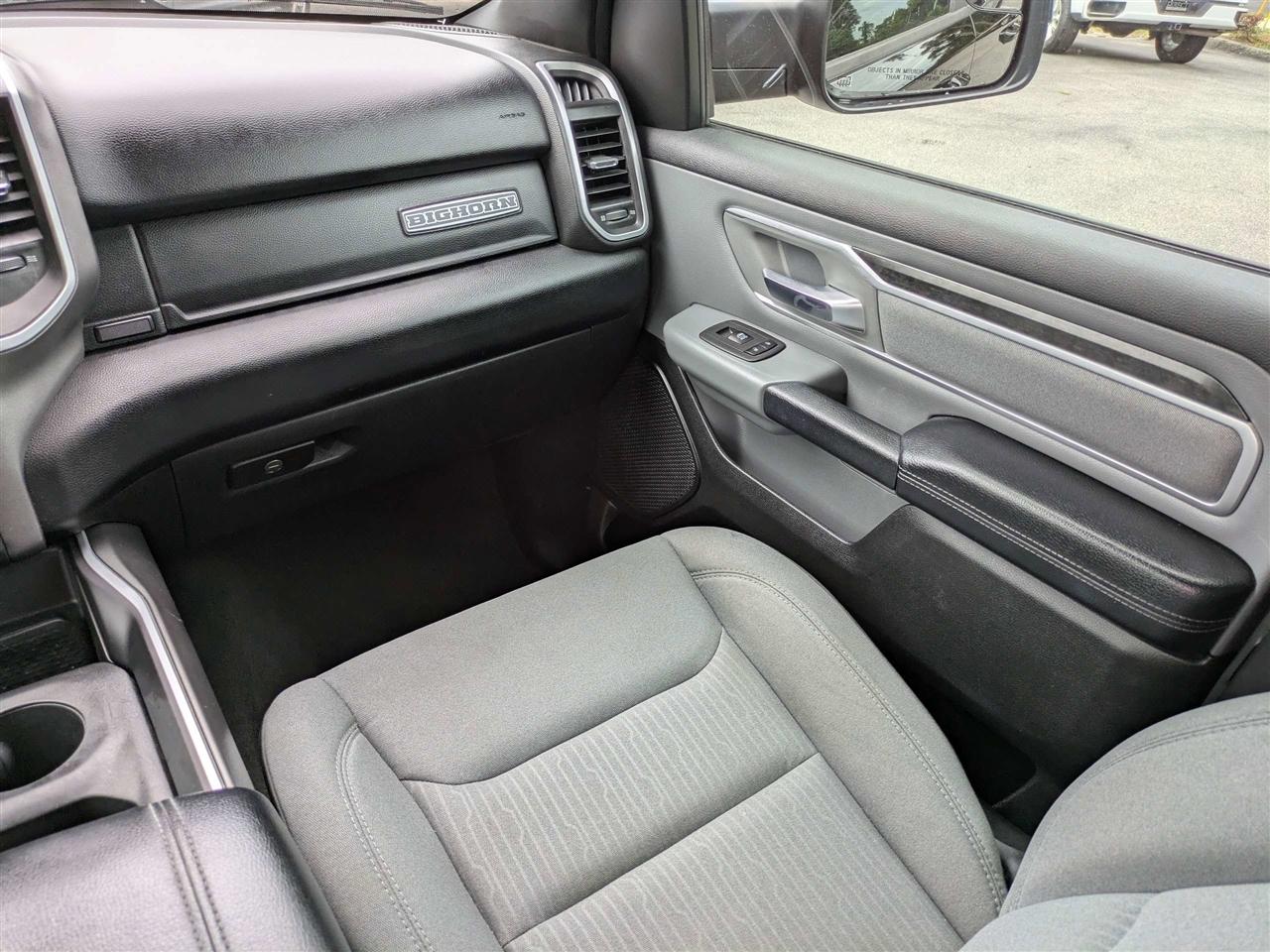 RAM 1500 Big Horn Quad Cab 2WD 2021