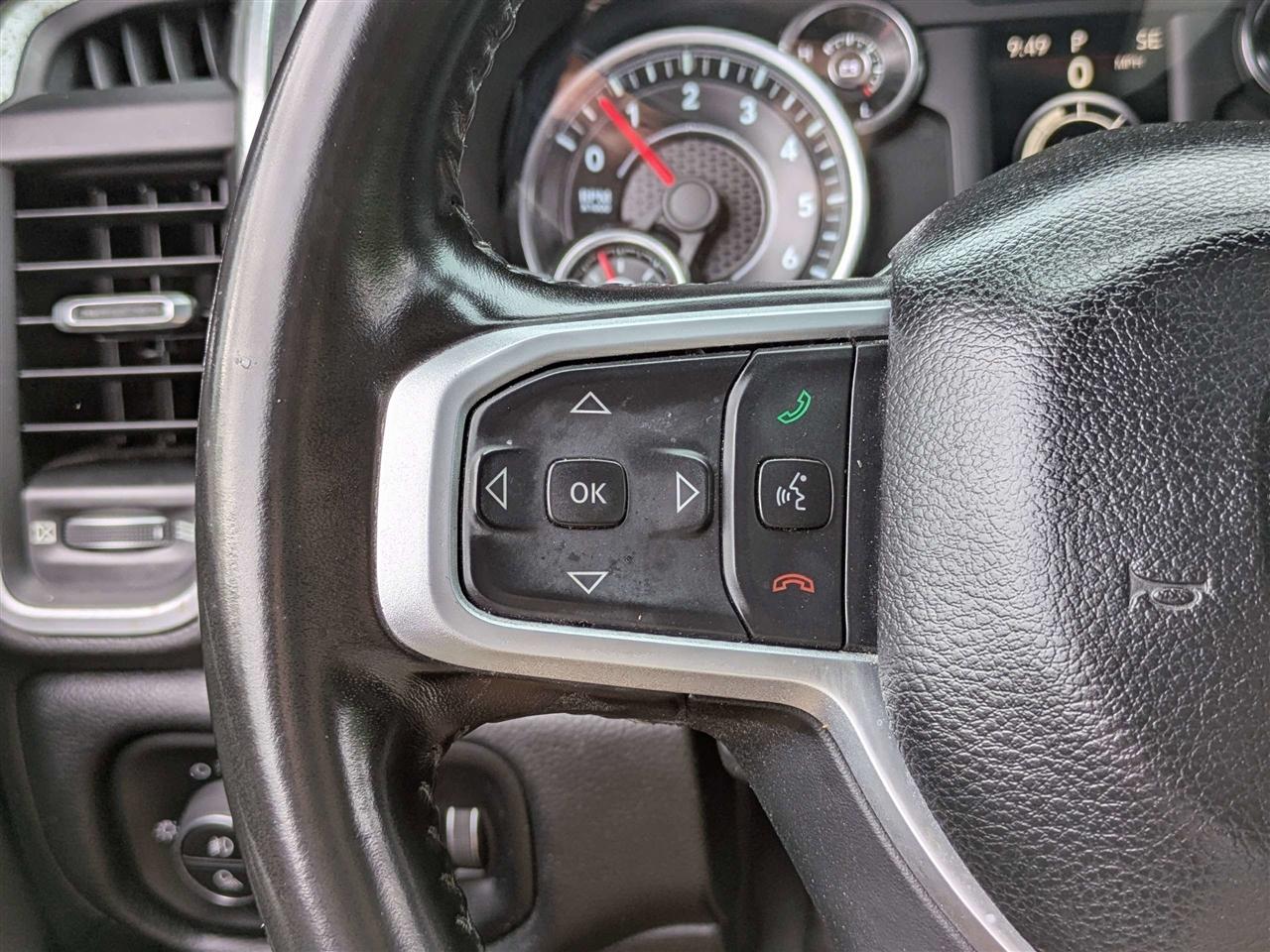 RAM 1500 Big Horn Quad Cab 2WD 2021