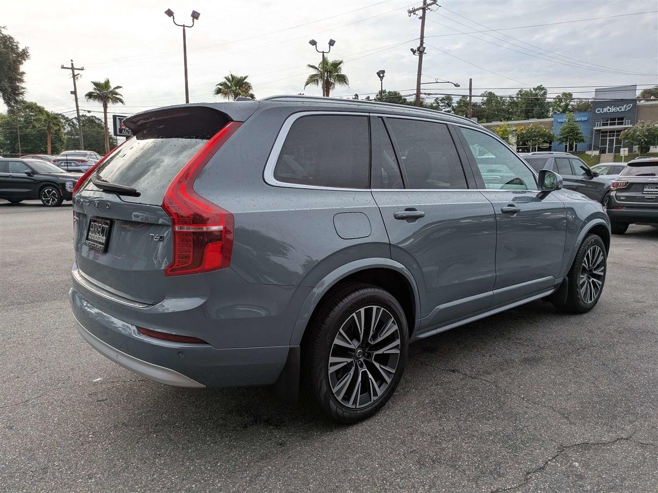 Volvo XC90 T6 Momentum AWD 2022