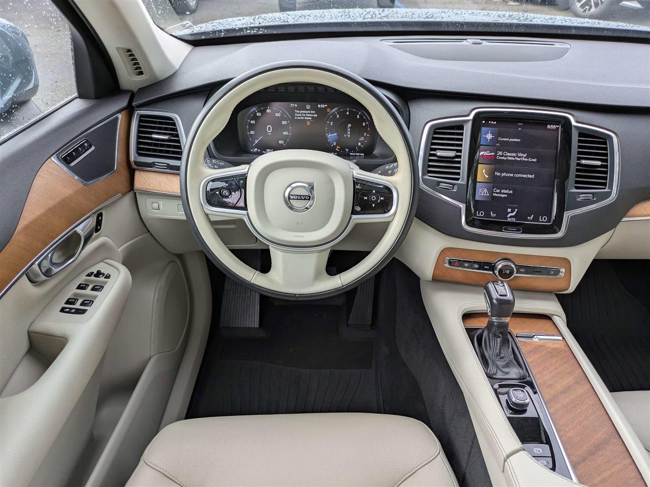 Volvo XC90 T6 Momentum AWD 2022