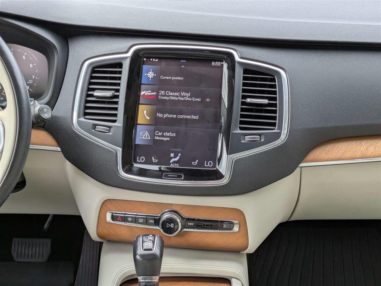 Volvo XC90 T6 Momentum AWD 2022