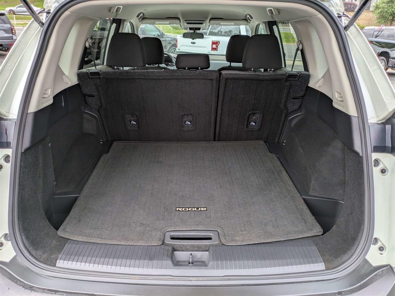 Nissan Rogue SV 2023