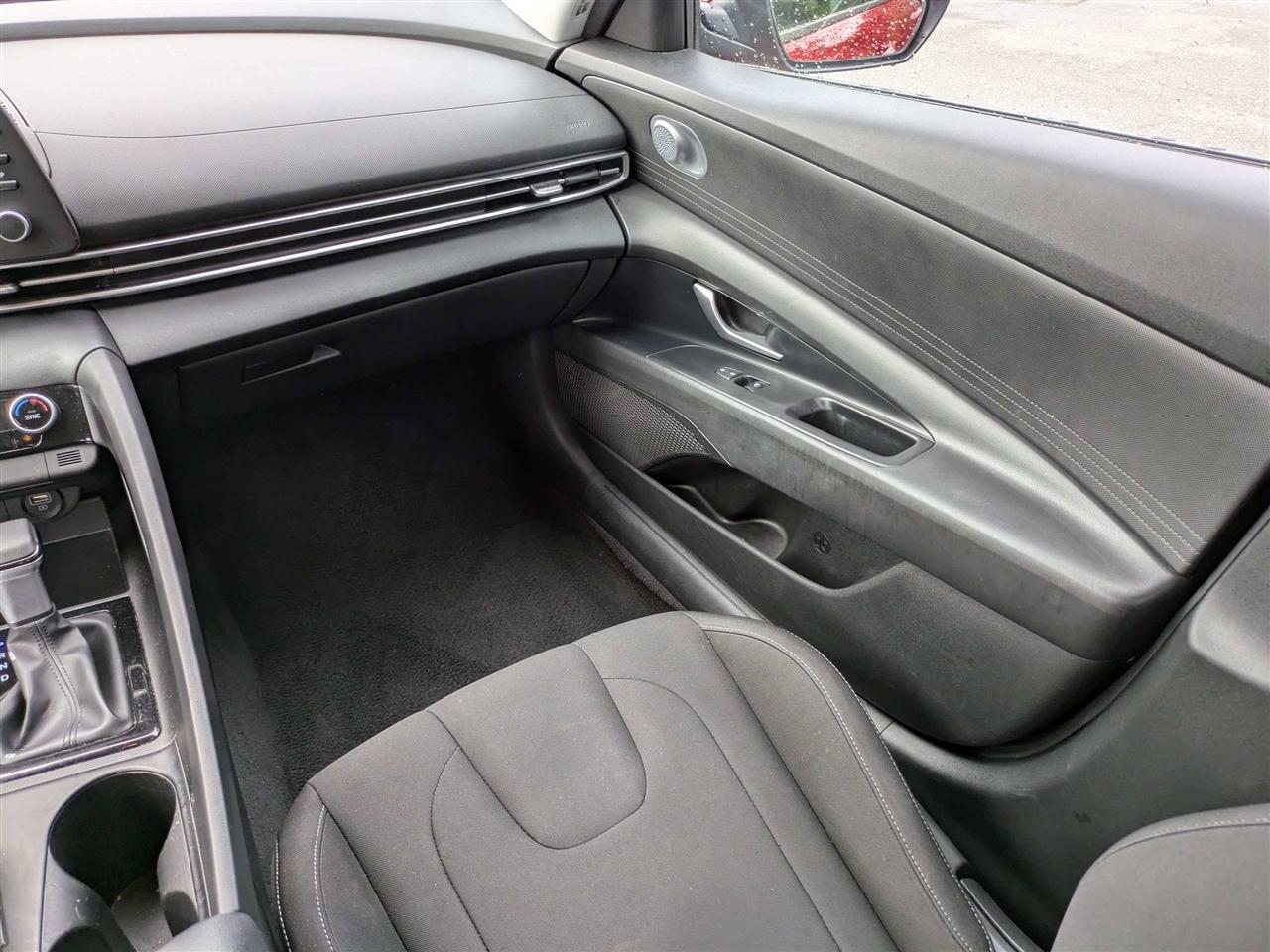 Hyundai Elantra SEL 2023