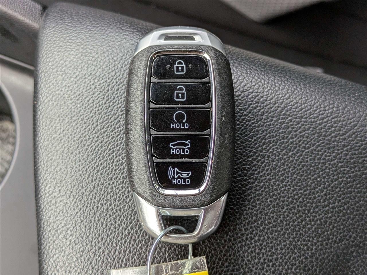 Hyundai Elantra SEL 2023