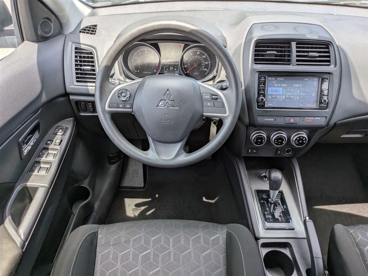 Mitsubishi Outlander Sport 2.0 ES CVT 2021