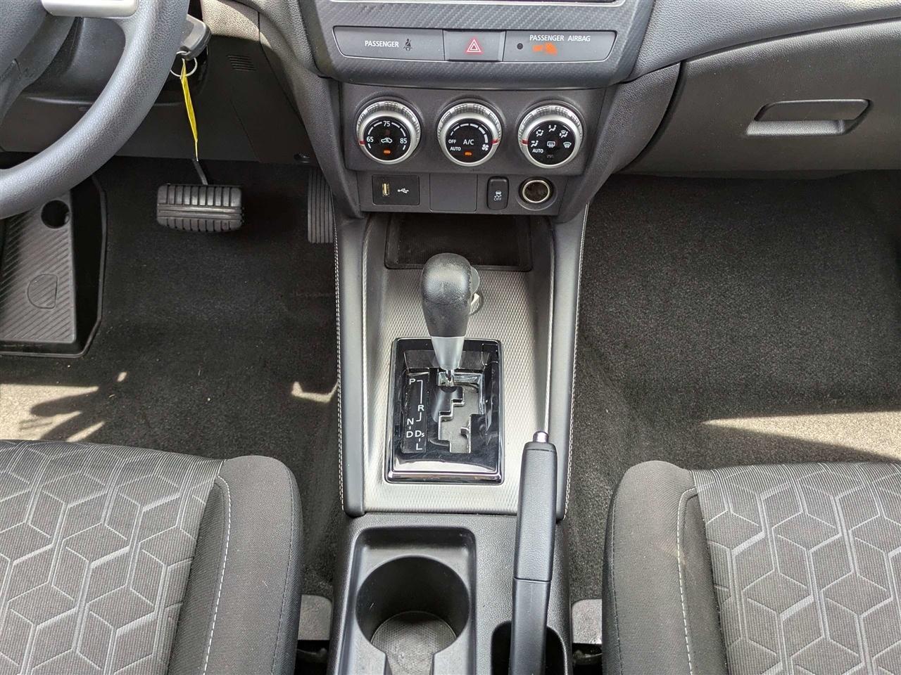 Mitsubishi Outlander Sport 2.0 ES CVT 2021