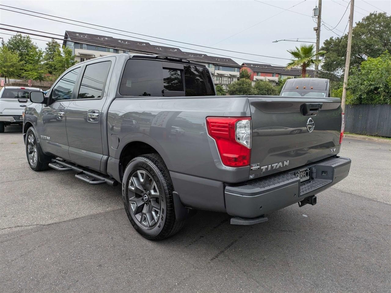 Nissan Titan SV Crew Cab 2WD 2021