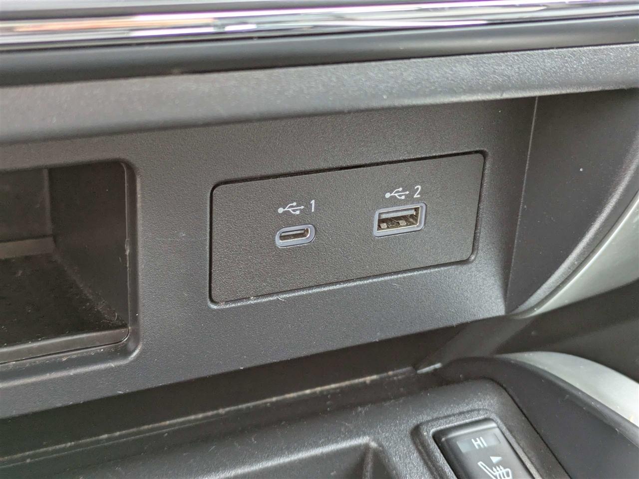Nissan Titan SV Crew Cab 2WD 2021