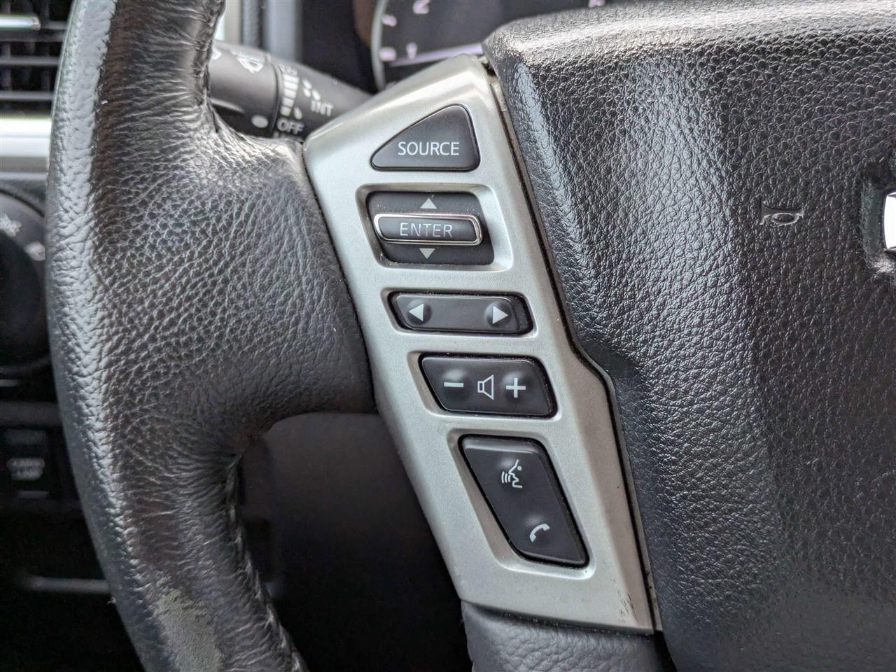 Nissan Titan SV Crew Cab 2WD 2021
